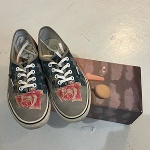 Opening Ceremony x Magritte Limited Edition Vans with original packaging - 7.5